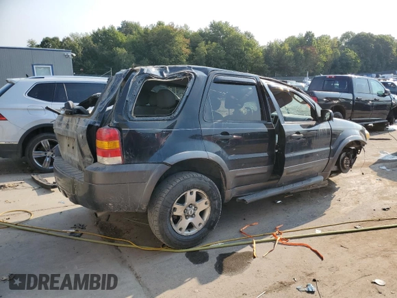 2006 Ford Escape XLT with VIN 1FMYU93126KA52318, listed as a Copart auction lot 71272964 with 0 mi miles and Salvage Title. Bid and sale history available at carsss.com. Image 3.