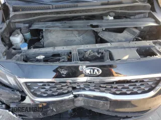 2021 Kia Sedona LX with VIN KNDMB5C12M6668527, listed as a Copart auction lot 84026154 with 165,585 mi miles and Salvage Title. Bid and sale history available at carsss.com. Image 14.