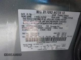2006 Ford Five Hundred Limited with VIN 1FAHP281X6G159959, listed as a IAAI auction lot 41410464 with 156,724 mi miles. Bid and sale history available at carsss.com. Image 9.