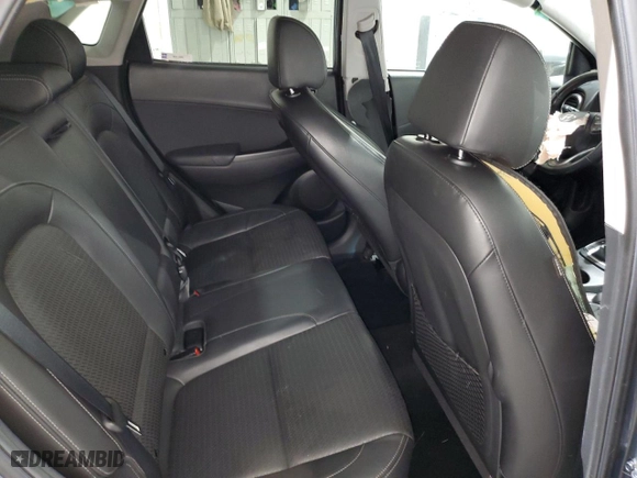 2018 Hyundai Kona Ultimate with VIN KM8K53A53JU133850, listed as a Copart auction lot 68524154 with 333,333 mi miles and Clean Title. Bid and sale history available at carsss.com. Image 10.