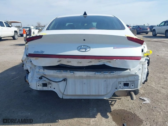 2021 Hyundai Sonata SE with VIN 5NPEG4JA4MH077141, listed as a IAAI auction lot 41534527 with 103,531 mi miles. Bid and sale history available at carsss.com. Image 6.
