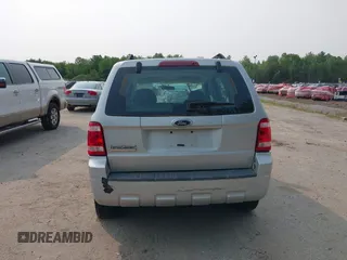 2008 Ford Escape XLS с VIN 1FMCU02Z38KA89684, выставлен на аукционе IAAI как лот 42429141 с пробегом 122 155 миль миль и . История ставок и продаж доступна на DreamBid. Изображение 15.