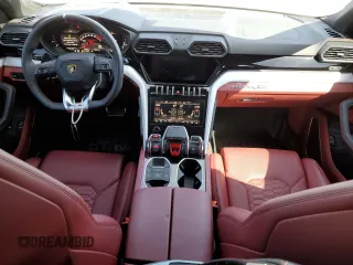 2022 Lamborghini Urus z VIN ZPBUA1ZL7NLA16759, wystawiony jako Copart lot #47847145 z przebiegiem 17 589 mil mil oraz Szkoda całkowita • Salvage title. Historia ofert i sprzedaży dostępna na DreamBid. Obrazek 8.