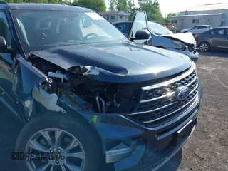 2023 Ford Explorer XLT z VIN 1FMSK8DH5PGB43539, wystawiony jako IAAI lot #42558283 z przebiegiem 16 495 mil mil oraz . Historia ofert i sprzedaży dostępna na DreamBid. Obrazek 6.
