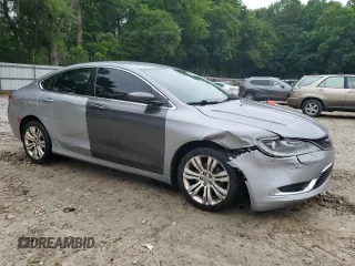 2015 Chrysler 200 Limited z VIN 1C3CCCAB8FN632007, wystawiony jako Copart lot #59488365 z przebiegiem 136 788 mil mil oraz Szkoda całkowita • Salvage title. Historia ofert i sprzedaży dostępna na DreamBid. Obrazek 4.