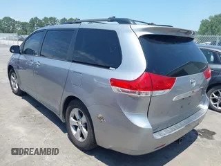 2011 Toyota Sienna LE AAS with VIN 5TDKK3DC7BS037510, listed as a IAAI auction lot 42587912 with 226,689 mi miles and . Bid and sale history available at DreamBid. Image 3.