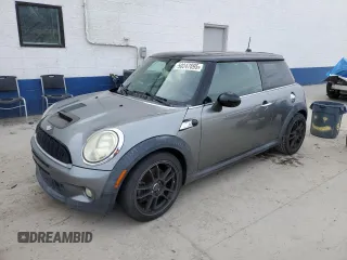 2008 MINI Hardtop S with VIN WMWMF73598TV34122, listed as a Copart auction lot 50247695 with 135,143 mi miles and Clean Title. Bid and sale history available at DreamBid. Image 1.
