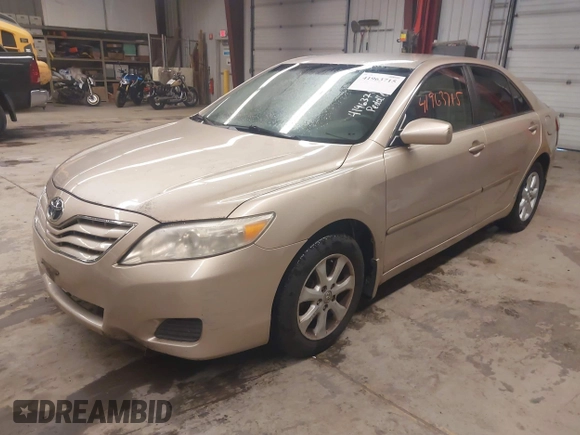 2011 Toyota Camry LE with VIN 4T4BF3EK7BR090442, listed as a IAAI auction lot 41963715 with 91,557 mi miles. Bid and sale history available at carsss.com. Image 2.