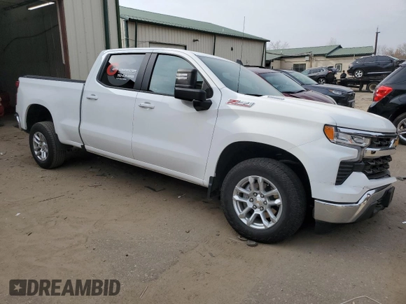 2024 Chevrolet Silverado 1500 LT with VIN 1GCUDDE86RZ292936, listed as a Copart auction lot 77983714 with 16,756 mi miles and Salvage Title. Bid and sale history available at carsss.com. Image 4.