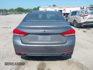 2015 Hyundai Genesis 5.0L with VIN KMHGN4JF4FU024633, listed as a IAAI auction lot 42187544 with 185,178 mi miles. Bid and sale history available at carsss.com. Image 16.