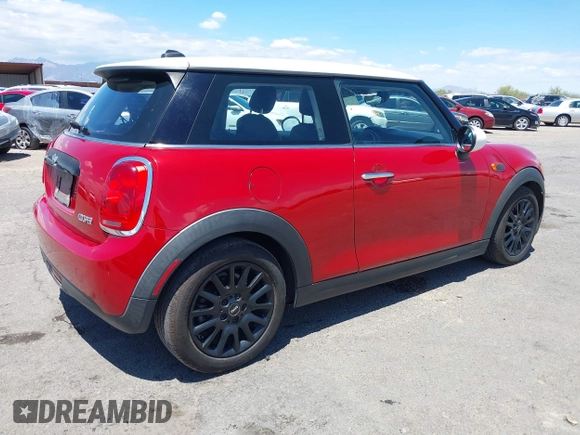 2016 MINI Hardtop with VIN WMWXP5C57G2D14564, listed as a IAAI auction lot 42401298 with 63,151 mi miles and . Bid and sale history available at DreamBid. Image 4.