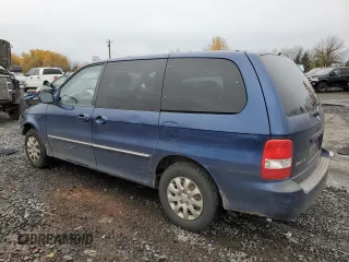 2004 Kia Sedona LX with VIN KNDUP131946505075, listed as a Copart auction lot 81686734 with 108,111 mi miles and Salvage Title. Bid and sale history available at carsss.com. Image 2.