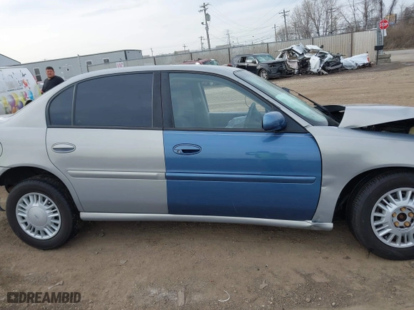 2000 Chevrolet Malibu with VIN 1G1ND52J3Y6233255, listed as a IAAI auction lot 41833093 with 1 mi miles. Bid and sale history available at carsss.com. Image 13.