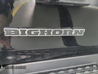 2022 Ram 1500 Big Horn z VIN 1C6RRFFG3NN179009, wystawiony jako IAAI lot #42521052 z przebiegiem 60 189 mil mil oraz . Historia ofert i sprzedaży dostępna na DreamBid. Obrazek 25.