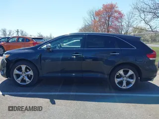 2015 Toyota Venza XLE with VIN 4T3BK3BB1FU117285, listed as a IAAI auction lot 41995884 with 106,237 mi miles. Bid and sale history available at carsss.com. Image 14.