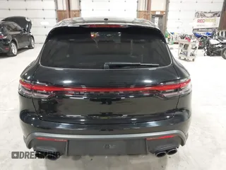2022 Porsche Macan with VIN WP1AA2A54NLB11338, listed as a IAAI auction lot 42476948 with 34,906 mi miles and . Bid and sale history available at DreamBid. Image 16.
