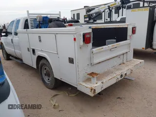 2015 Ford F-350 с VIN 1FD7X3E68FEA71639, выставлен на аукционе IAAI как лот 42293331 с пробегом 175 361 миль миль и . История ставок и продаж доступна на DreamBid. Изображение 3.