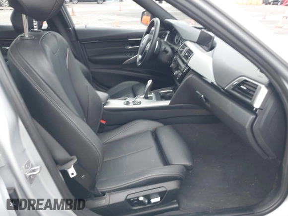 2017 BMW 3 Series 330e iPerformance with VIN WBA8E1C59HK480327, listed as a IAAI auction lot 41809395 with 74,919 mi miles. Bid and sale history available at carsss.com. Image 5.