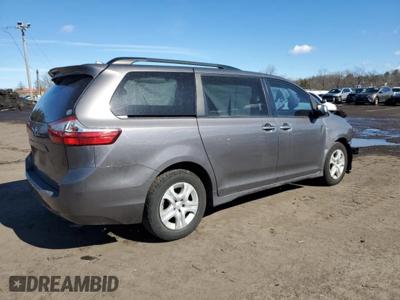 2018 Toyota Sienna XLE with VIN 5TDDZ3DC2JS195479, listed as a Copart auction lot 47213295 with 86,151 mi miles and Salvage Title. Bid and sale history available at carsss.com. Image 3.