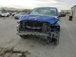 2017 Ram 1500 Express z VIN 1C6RR6KT6HS536434, wystawiony jako Copart lot #53206485 z przebiegiem 71 856 mil mil oraz Szkoda całkowita • Salvage title. Historia ofert i sprzedaży dostępna na DreamBid. Obrazek 14.