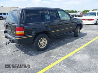 1995 Jeep Grand Cherokee Limited with VIN 1J4GZ78Y0SC578277, listed as a IAAI auction lot 42082848 with 174,288 mi miles. Bid and sale history available at carsss.com. Image 4.