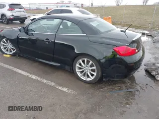 2011 Infiniti G37 with VIN JN1CV6FE8BM952456, listed as a IAAI auction lot 41384414 with 95,296 mi miles. Bid and sale history available at carsss.com. Image 3.