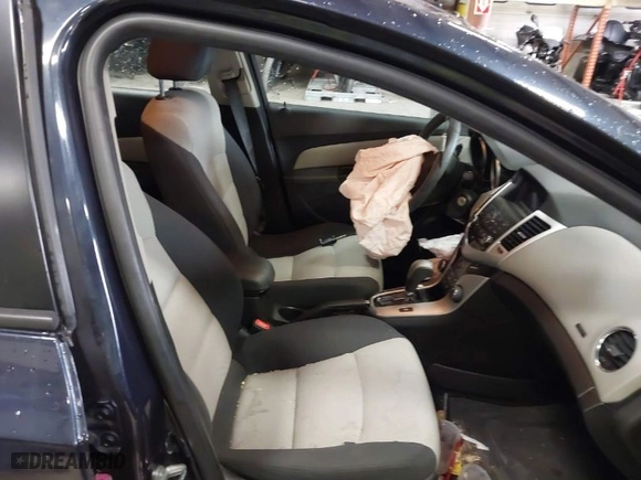 2016 Chevrolet Cruze Limited LS with VIN 1G1PC5SH5G7186165, listed as a IAAI auction lot 41071700 with 123,809 mi miles. Bid and sale history available at carsss.com. Image 5.