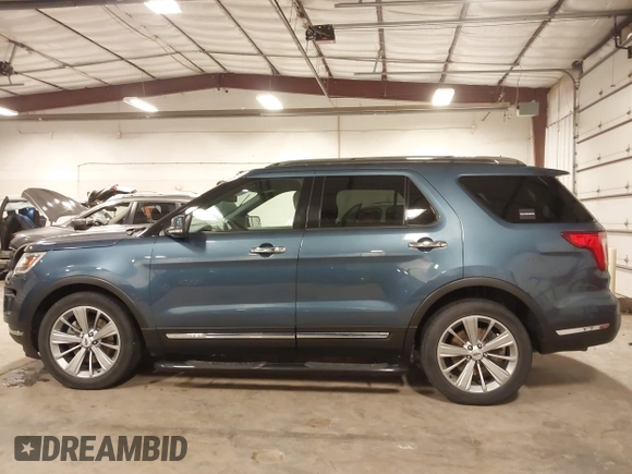 2018 Ford Explorer Limited z VIN 1FM5K8F88JGB67030, wystawiony jako IAAI lot #42351707 z przebiegiem 145 050 mil mil oraz . Historia ofert i sprzedaży dostępna na DreamBid. Obrazek 14.