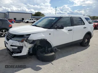 2016 Ford Utility Police Interceptor with VIN 1FM5K8AR4GGA27954, listed as a Copart auction lot 66463304 with 136,857 mi miles and Non Repairable. Bid and sale history available at carsss.com. Image 1.