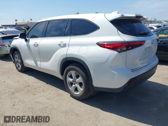 2020 Toyota Highlander L z VIN 5TDCZRAH1LS504828, wystawiony jako IAAI lot #41851081 z przebiegiem 17 695 mil mil oraz . Historia ofert i sprzedaży dostępna na DreamBid. Obrazek 3.