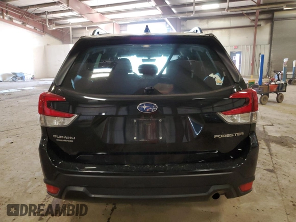 2022 Subaru Forester Premium z VIN JF2SKADC7NH498768, wystawiony jako Copart lot #50500395 z przebiegiem 31 695 mil mil oraz Czysty tytuł • Clean title. Historia ofert i sprzedaży dostępna na DreamBid. Obrazek 6.