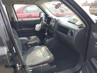 2010 Jeep Patriot Sport with VIN 1J4NF2GB6AD611629, listed as a IAAI auction lot 41864243 with 132,868 mi miles. Bid and sale history available at carsss.com. Image 5.