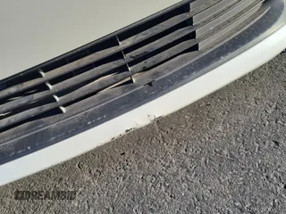 2019 Toyota Prius L Eco z VIN JTDKARFU0K3071589, wystawiony jako IAAI lot #42497984 z przebiegiem 54 762 mil mil oraz . Historia ofert i sprzedaży dostępna na DreamBid. Obrazek 39.