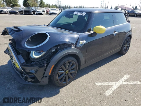 2021 MINI Hardtop Cooper SE with VIN WMWXP3C07M2N46440, listed as a Copart auction lot 72822194 with 35,078 mi miles and Salvage Title. Bid and sale history available at DreamBid. Image 1.