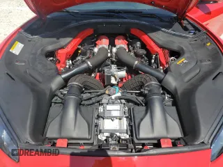 2020 Ferrari Portofino z VIN ZFF89FPAXL0250619, wystawiony jako Copart lot #53315645 z przebiegiem Nie podano mil oraz Nie do naprawy • Non repairable. Historia ofert i sprzedaży dostępna na DreamBid. Obrazek 11.