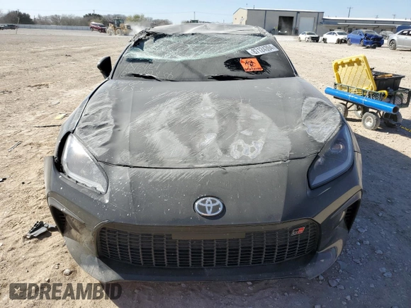2024 Toyota GR86 Premium with VIN JF1ZNBE14R9761537, listed as a Copart auction lot 87124394 with 0 mi miles and Salvage Title. Bid and sale history available at carsss.com. Image 5.