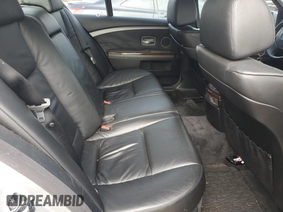 2004 BMW 7 Series 745i with VIN WBAGL63484DP69753, listed as a Copart auction lot 49211195 with 203,767 mi miles and Clean Title. Bid and sale history available at DreamBid. Image 10.
