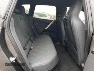2023 BMW iX xDrive50 z VIN WB523CF04PCM84946, wystawiony jako Copart lot #47995414 z przebiegiem 6037 mil mil oraz . Historia ofert i sprzedaży dostępna na DreamBid. Obrazek 10.