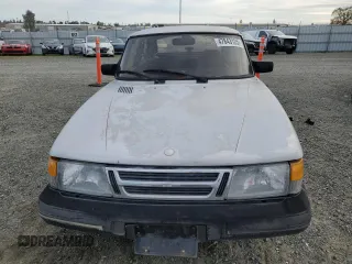 1987 Saab 900 z VIN YS3AK35D8H2020243, wystawiony jako Copart lot #47843125 z przebiegiem 112 526 mil mil oraz Tytuł czysty. Historia ofert i sprzedaży dostępna na DreamBid. Obrazek 5.