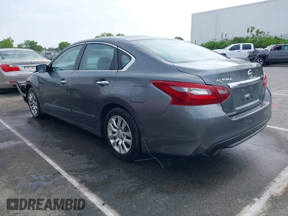 2018 Nissan Altima SV with VIN 1N4AL3AP0JC474318, listed as a IAAI auction lot 42006280 with 55,654 mi miles and . Bid and sale history available at carsss.com. Image 3.