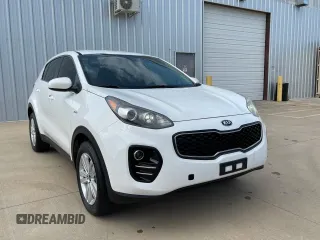 2018 Kia Sportage LX z VIN KNDPMCACXJ7372225, wystawiony jako Copart lot #65649315 z przebiegiem 170 575 mil mil oraz Czysty tytuł • Clean title. Historia ofert i sprzedaży dostępna na DreamBid. Obrazek 1.