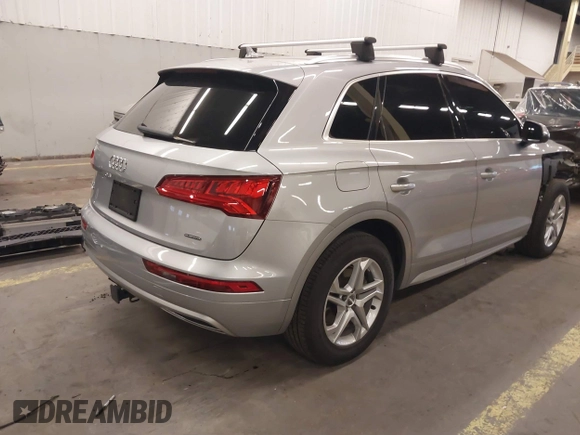 2019 Audi Q5 Premium with VIN WA1ANAFY6K2089034, listed as a IAAI auction lot 41483750 with 58,425 mi miles. Bid and sale history available at carsss.com. Image 4.