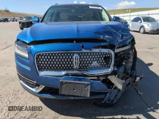 2020 Lincoln Nautilus Reserve z VIN 2LMPJ8KP9LBL03799, wystawiony jako Copart lot #54227305 z przebiegiem 45 969 mil mil oraz Szkoda całkowita • Salvage title. Historia ofert i sprzedaży dostępna na DreamBid. Obrazek 5.