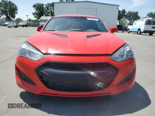 2013 Hyundai Genesis Coupe Premium z VIN KMHHT6KD7DU112883, wystawiony jako Copart lot #57590735 z przebiegiem 104 226 mil mil oraz Szkody całkowita. Historia ofert i sprzedaży dostępna na DreamBid. Obrazek 5.