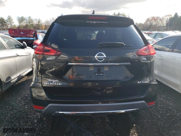 2017 Nissan Rogue SV with VIN KNMAT2MV4HP592938, listed as a Copart auction lot 81939994 with 111,532 mi miles and Salvage Title. Bid and sale history available at carsss.com. Image 6.