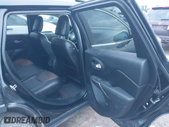 2019 Jeep Cherokee Limited with VIN 1C4PJMDX0KD218767, listed as a IAAI auction lot 41059122 with 72,341 mi miles and . Bid and sale history available at DreamBid. Image 8.