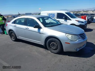 2008 Chrysler Sebring LX with VIN 1C3LC46K78N182061, listed as a IAAI auction lot 41880118 with 165,526 mi miles. Bid and sale history available at carsss.com. Image 1.