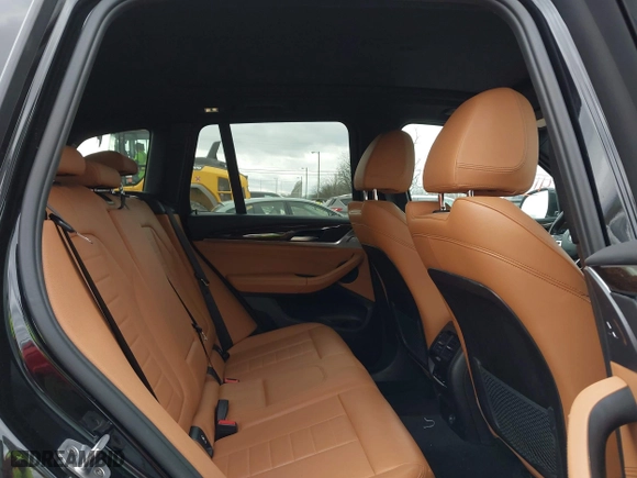 2018 BMW X3 xDrive30i with VIN 5UXTR9C56JLC73430, listed as a IAAI auction lot 41882646 with 75,193 mi miles. Bid and sale history available at carsss.com. Image 8.