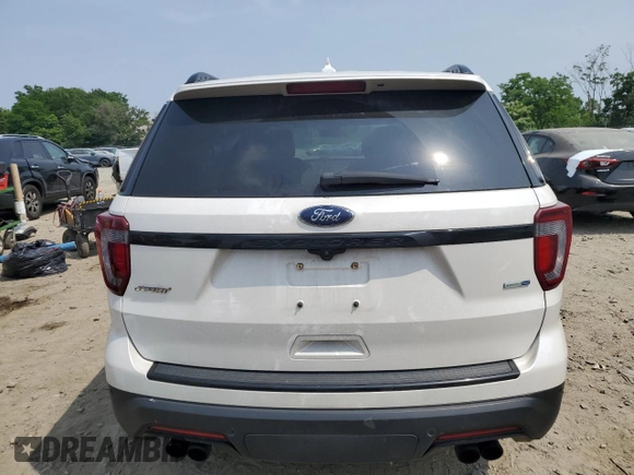 2018 Ford Explorer Sport z VIN 1FM5K8GTXJGA40833, wystawiony jako Copart lot #60527975 z przebiegiem 123 544 mil mil oraz Szkoda całkowita • Salvage title. Historia ofert i sprzedaży dostępna na DreamBid. Obrazek 6.
