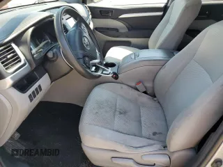 2014 Toyota Highlander LE z VIN 5TDBKRFHXES026288, wystawiony jako Copart lot #59641945 z przebiegiem 186 628 mil mil oraz Czysty tytuł • Clean title. Historia ofert i sprzedaży dostępna na DreamBid. Obrazek 7.
